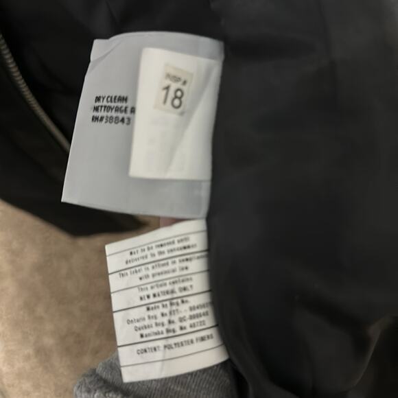 Gorgeous Mixed Media Via Spiga Coat Size 6 - Picture 6 of 8